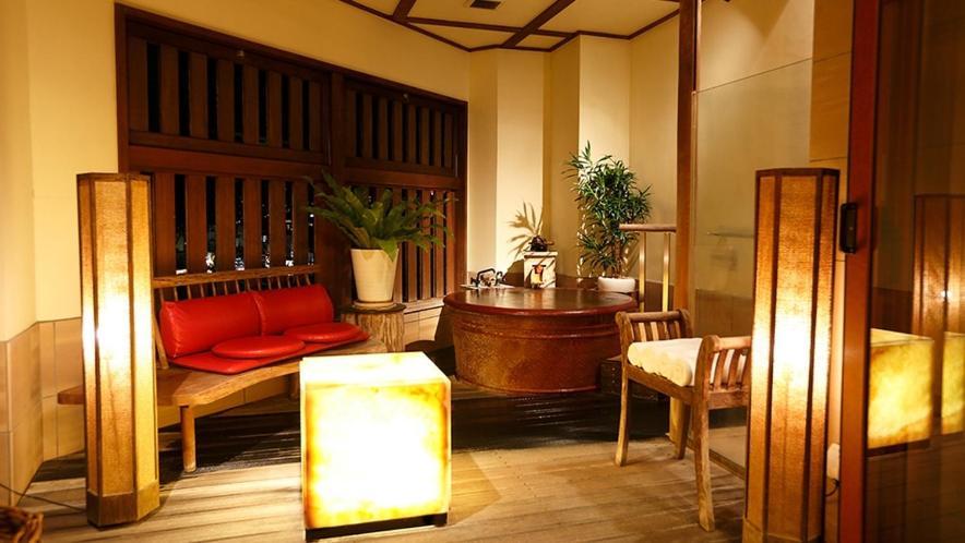 Atami Juraku Hotel Eksteriør bilde